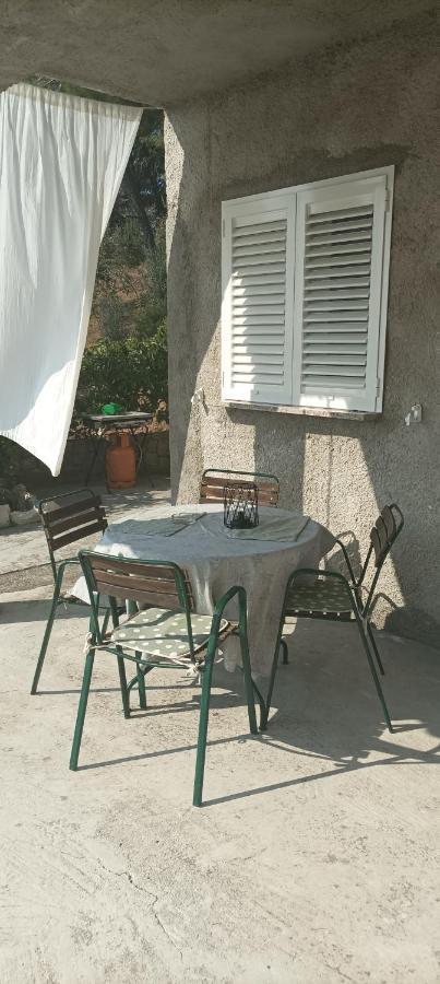 Feel Good Apartment Banjol Exterior foto